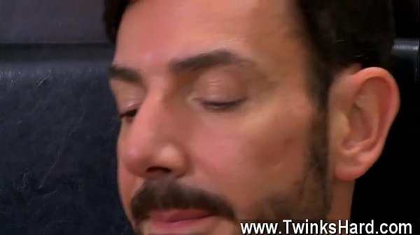 Sexy gay porn pissing Although muscle daddy Bryan Slater doesn’t
