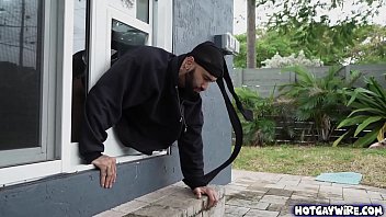 He surprised the thief jerking off before getting stuck in the window – gay porn