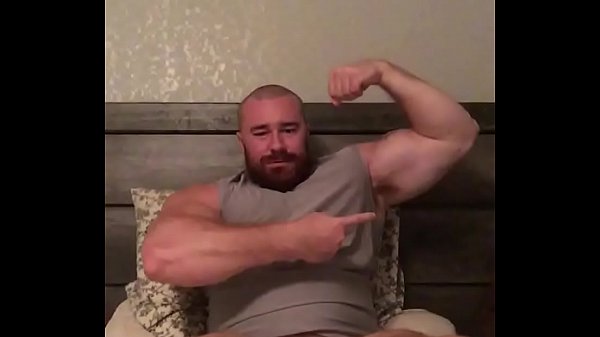 Huge Dick Bodybuilder Naked Flexing Posing Hung