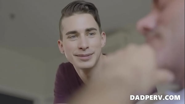 Muscular Step Daddy Manuel Skye Penetrates His Son’s Ass