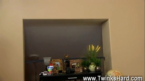 Gay cock Muscled daddy Collin loves to get a tiny mischievous now and