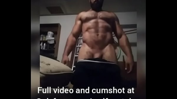 Hot Bodybuilder Flexing Nude and Jerking off Big Dick in the Garage