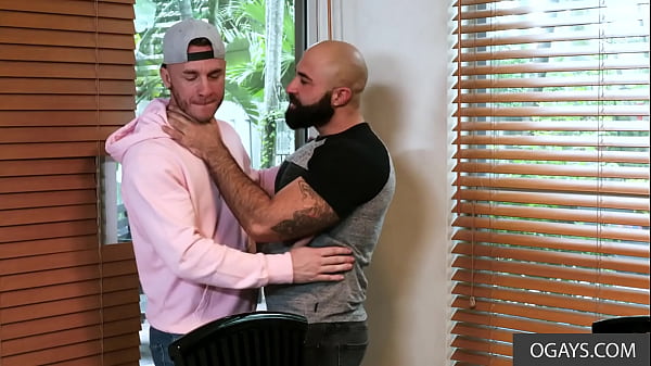 Hairy gay bloke fucks like mad – Atlas Grant, Mac Savage