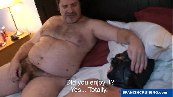 Hung bear fucking