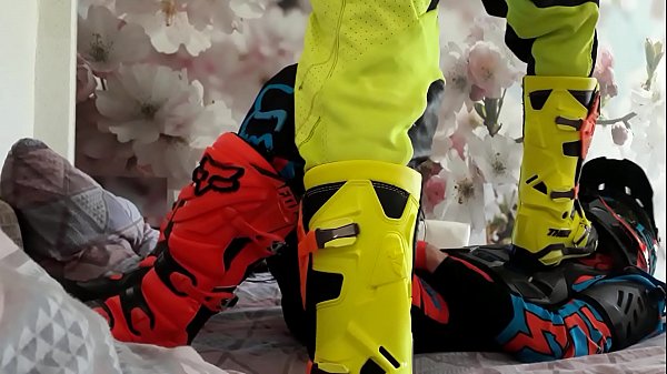 motocross gay – boots tread