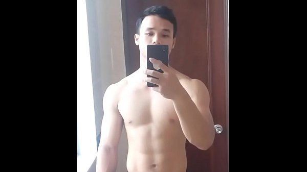 Vietnamese Personal Trainer Leaked His Jerking-Off’s Video
